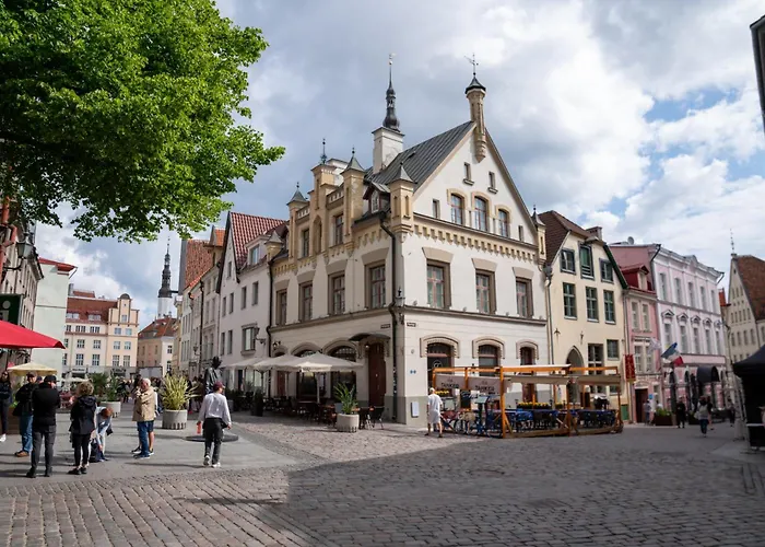 2Br 95M2 Apartment In Old Town With Free Parking And Sauna!