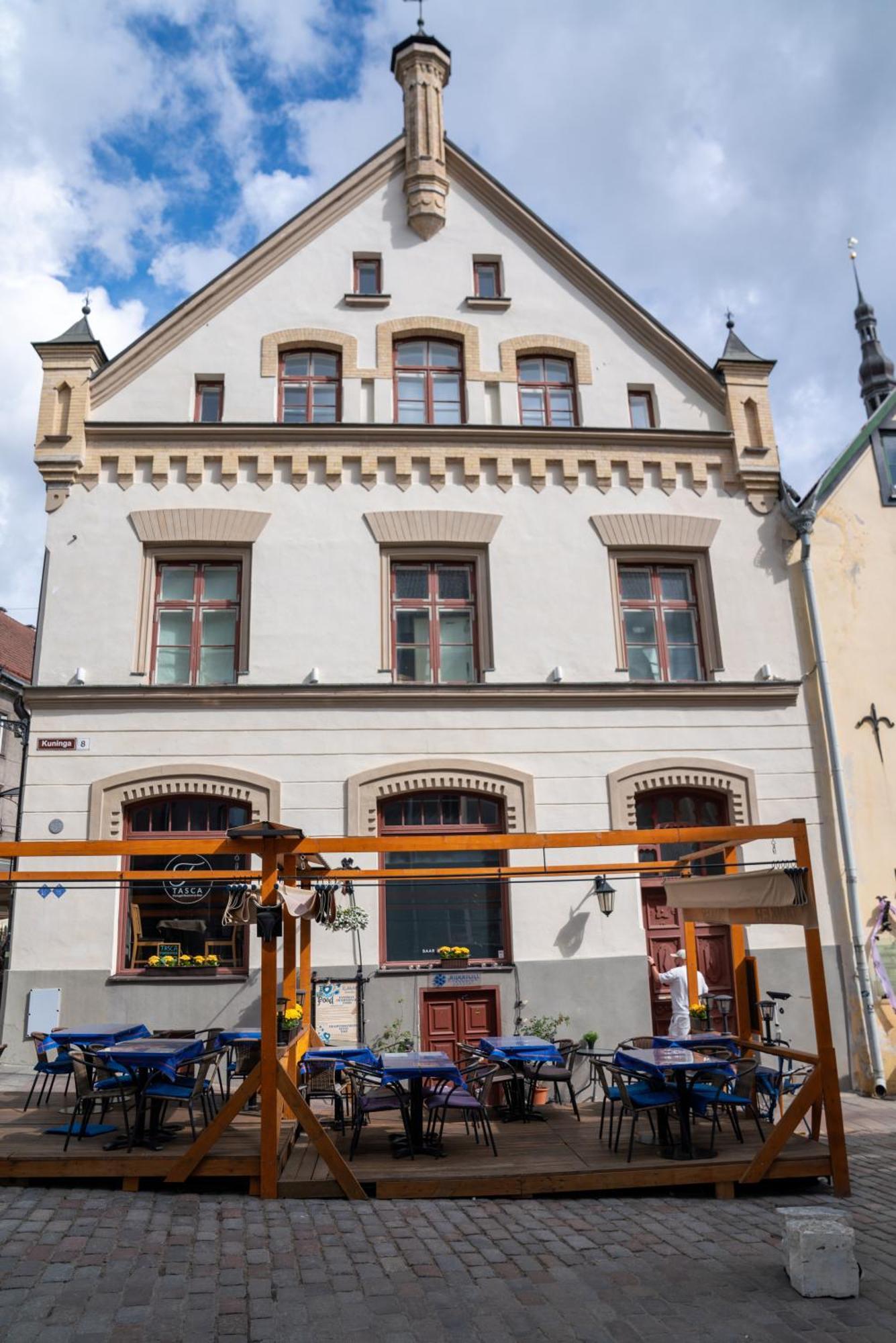 2br 95m2 In Old Town With Free Parking And Sauna! Reval