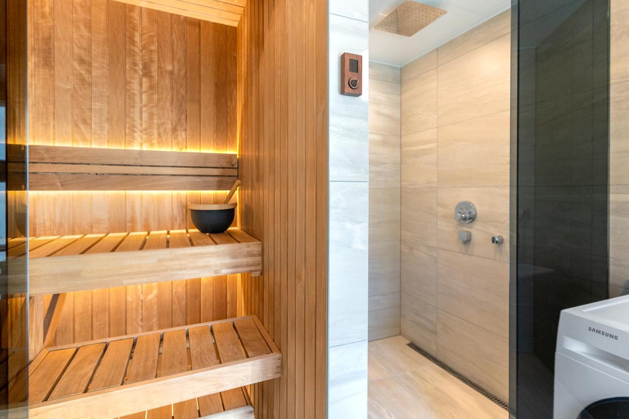 2br 95m2 In Old Town With Free Parking And Sauna! * Reval