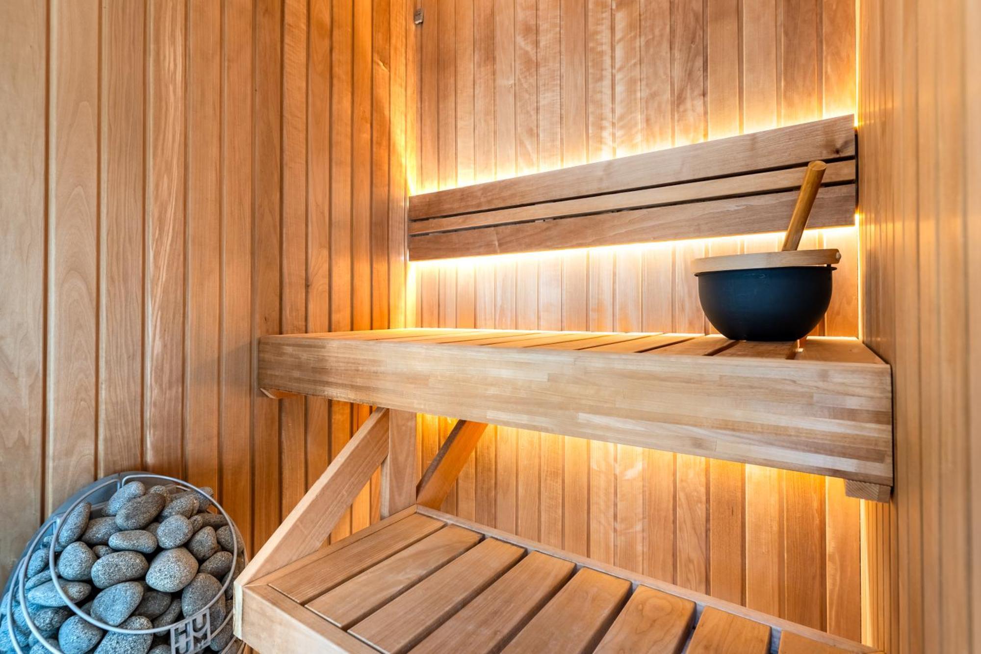 2br 95m2 In Old Town With Free Parking And Sauna! * Reval